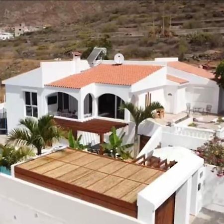 Gezellige Villa Met Prachtig Zicht En Zwembad Arona  Ngoại thất bức ảnh