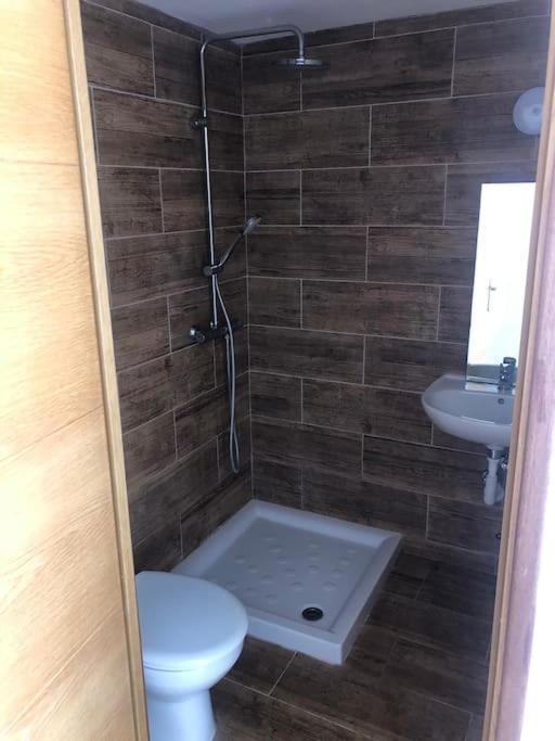 Gezellige Villa Met Prachtig Zicht En Zwembad Arona  Ngoại thất bức ảnh