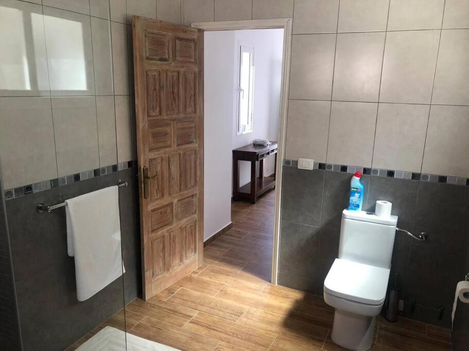 Gezellige Villa Met Prachtig Zicht En Zwembad Arona  Ngoại thất bức ảnh