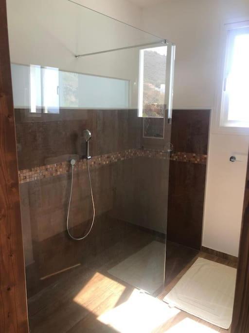 Gezellige Villa Met Prachtig Zicht En Zwembad Arona  Ngoại thất bức ảnh